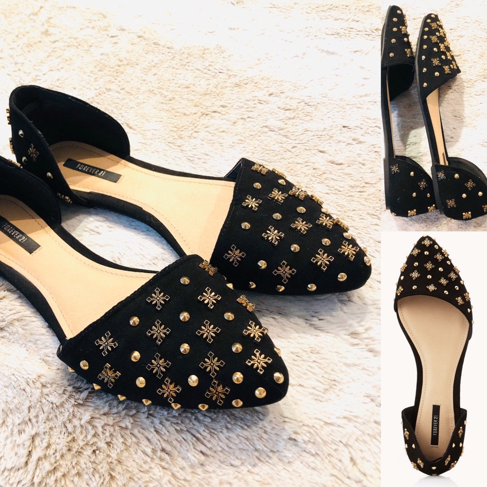 Forever 21 Studded Dorsay Flats in Black SZ 6